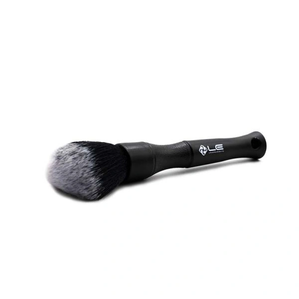 Liquid Elements - Ultra Soft Black & White Pinsel S